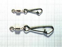 Snap link with rolling swivel